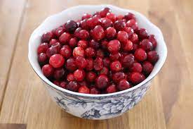 How do you dry fresh cranberries quickly?