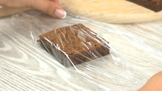 How do you freeze homemade brownies?