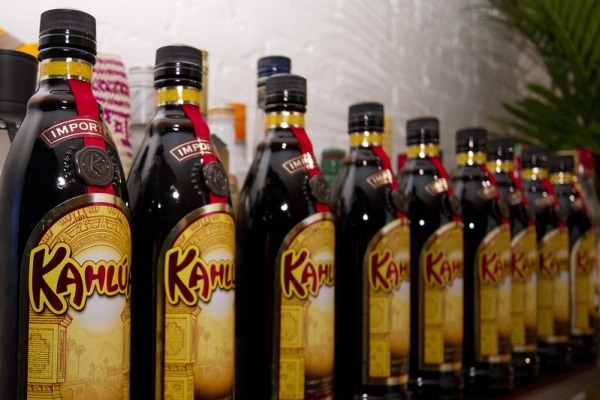 Line-of-Kahlua-bottles
