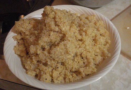Plate-of-cooked-quinoa
