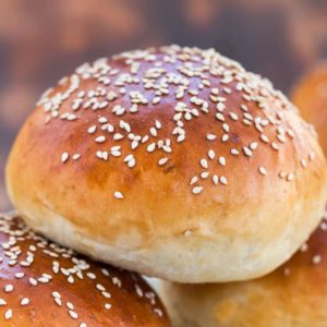 Are pretzel buns high in carbs