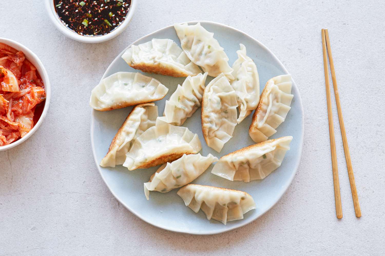 what is the difference between dumpling and mandu