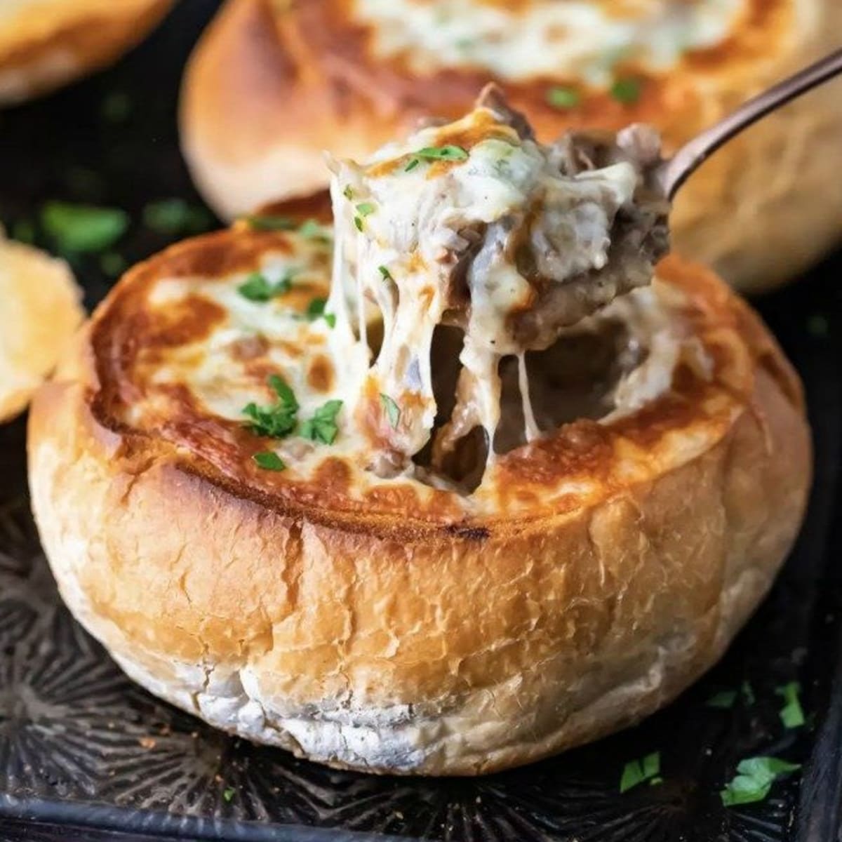 What kind of bread is good for bread bowls?